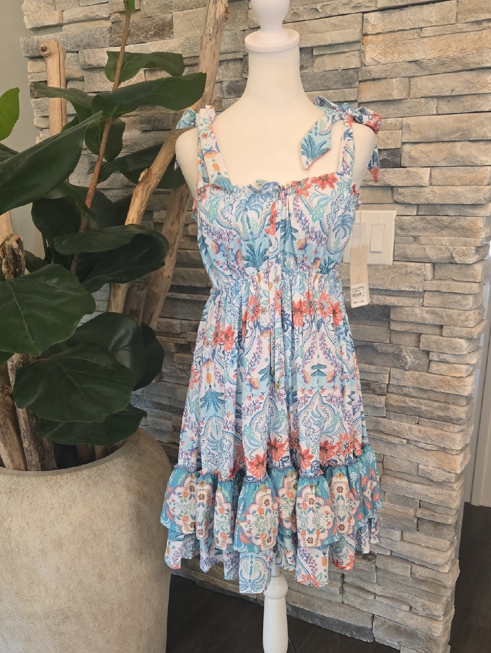 Cosita Linda Burst Floral Mini Dress